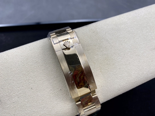 激安ロレックス着用イメージ